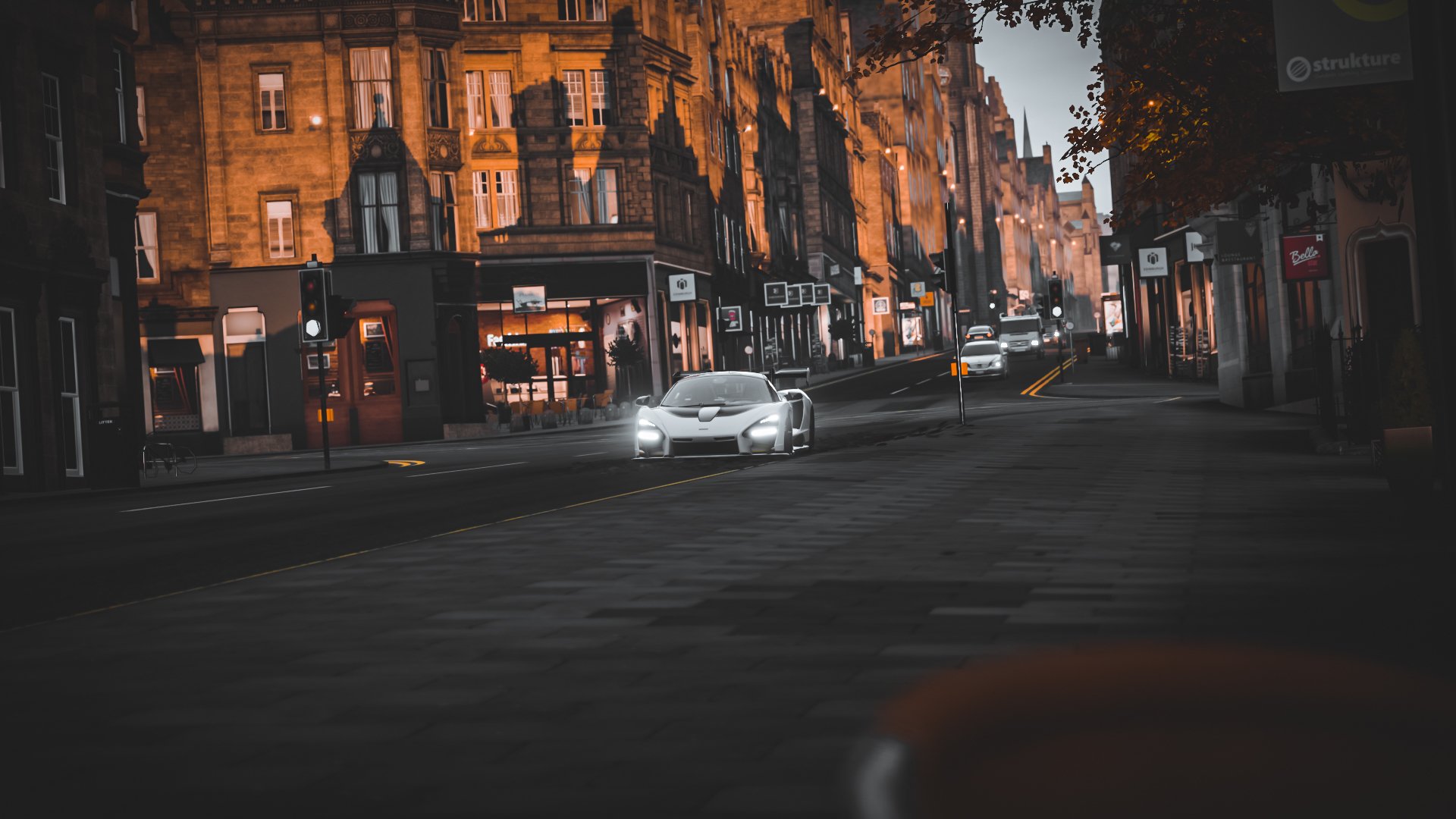 kaiyun网站-“夜幕追逐：黑夜中的极速火花”，夜幕追击破点视频