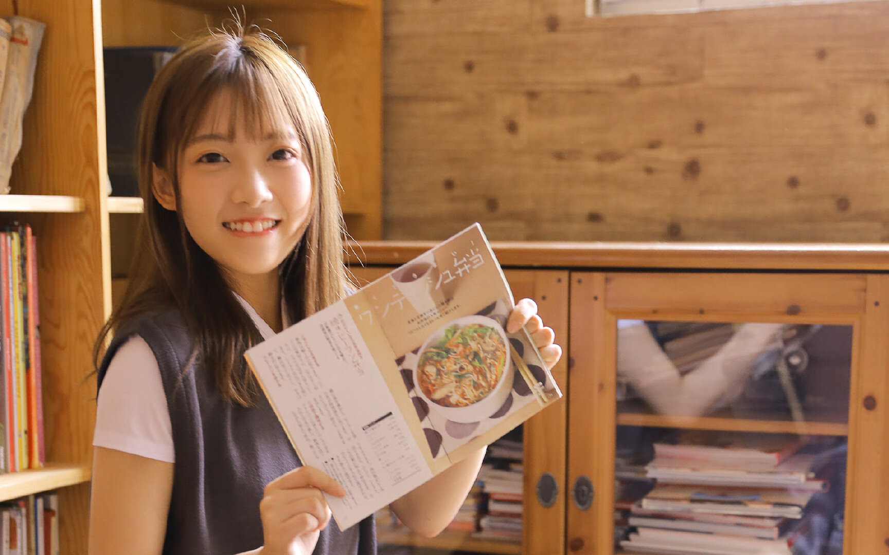 中国篮球青训营傲立季中杯，培养未来国际球员，中国国家篮球青训选拔