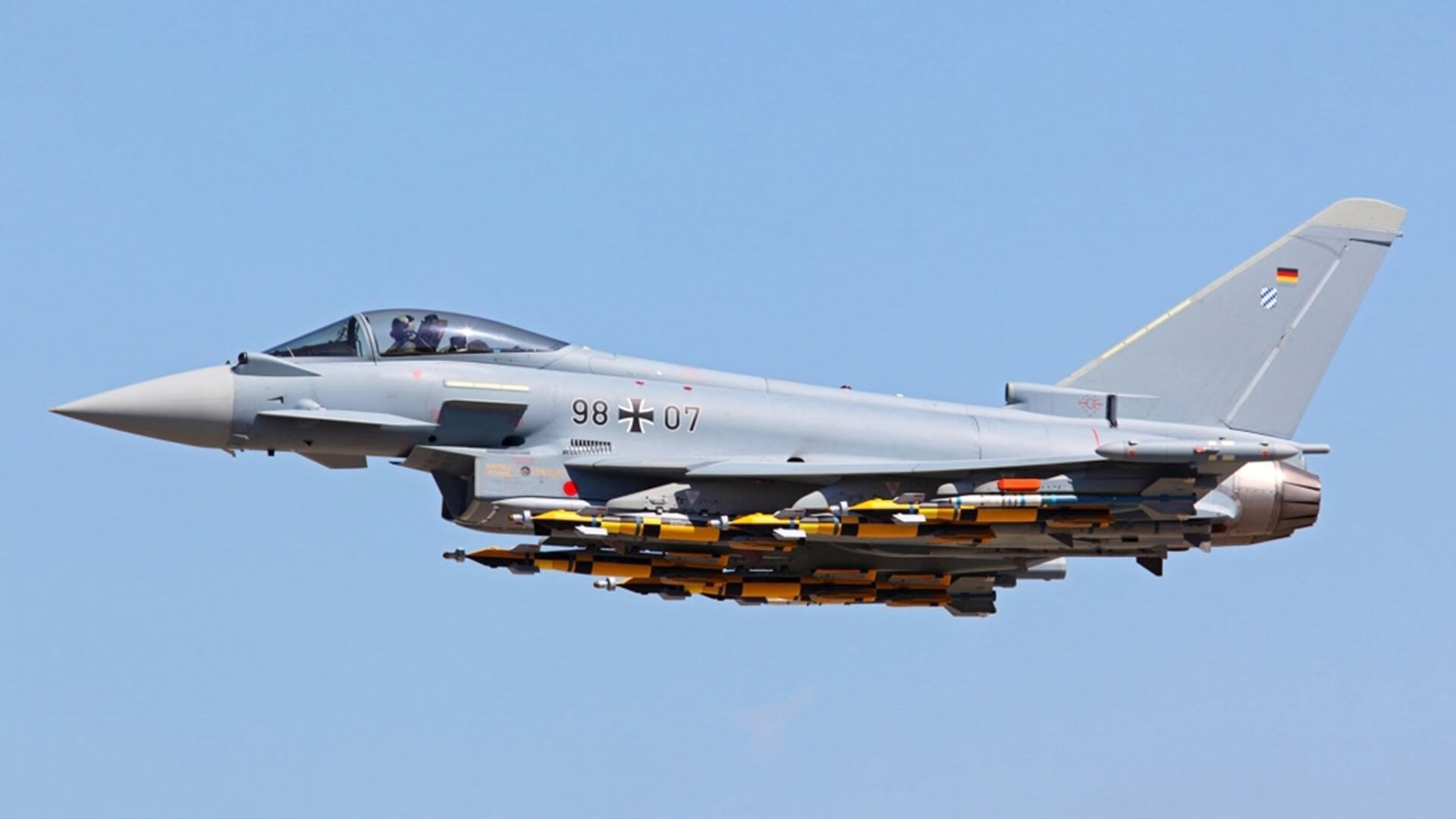 布鲁诺·卡博克洛在NBA夏季联赛中展现篮板能力，布鲁诺卡波科洛 2kol2