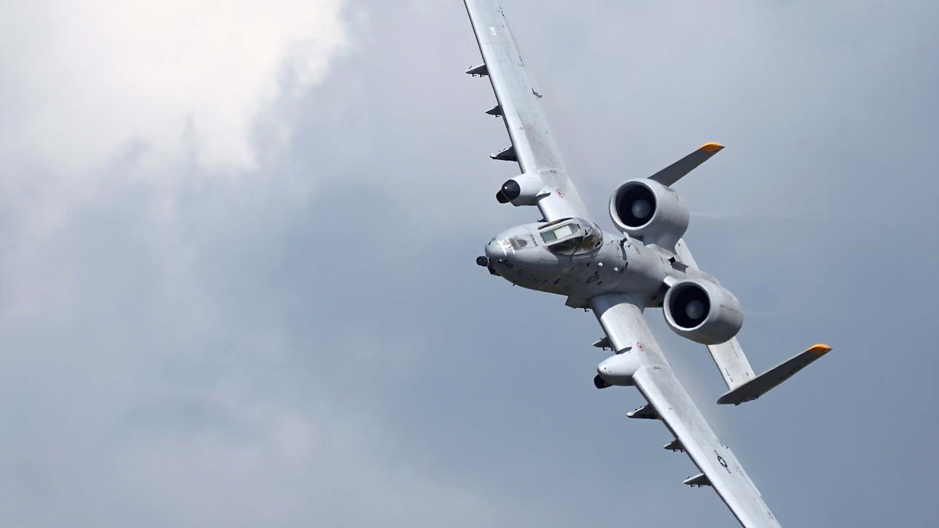 CBA联赛观众人数创新高 篮球热度持续升温，cba场均观众