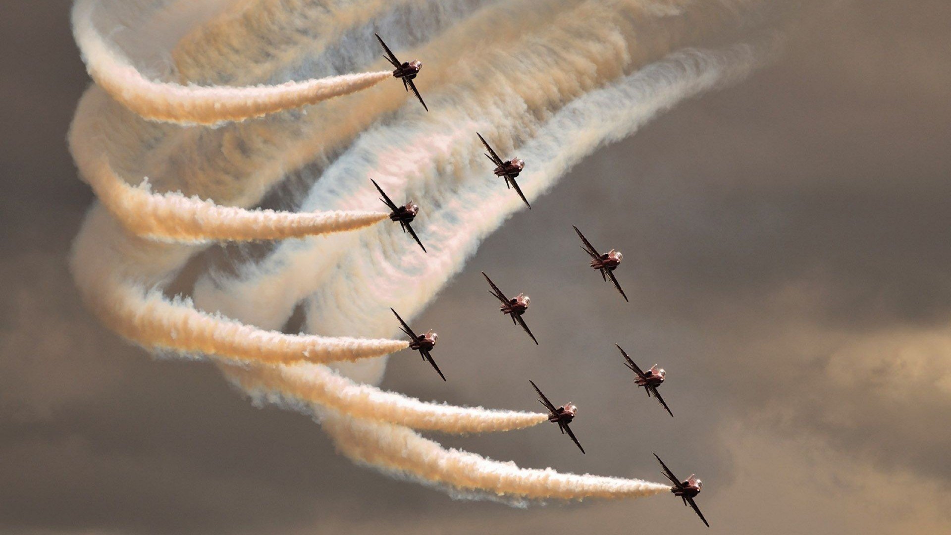 瑞·弗兰:在防守端的无懈可击和进攻端的犀利突破让他成为全黑队的中流砥柱