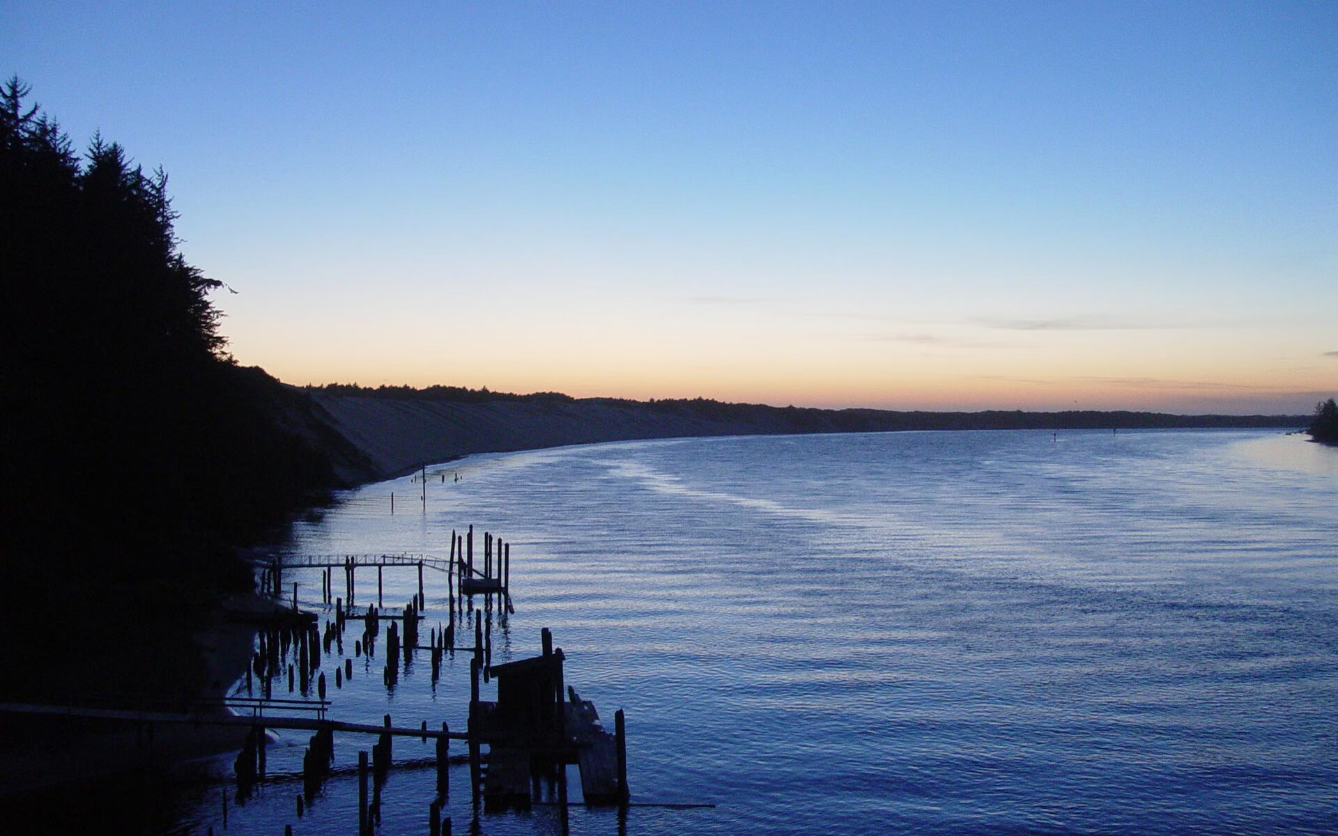 开云网页版登录入口-米切尔快攻暴扣点燃骑士主场气氛，米切尔状态逐场好转